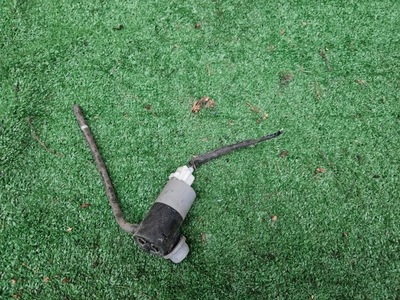 Помпа омывателя toyota auris i фото №1