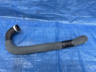 Шланг води renault austral 1.2 e-tech 15038825r автоматична коробка передач фото №1