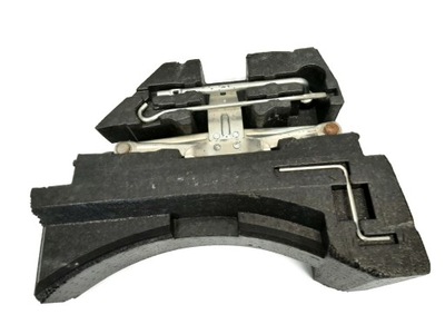 Вкладыш домкрат nissan x-trail t30 849a8-8h300 фото №1