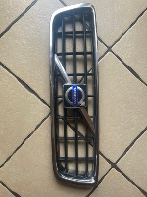 Volvo s60 05-10 решётка радиатора решётка радиатора оригинал фото №1