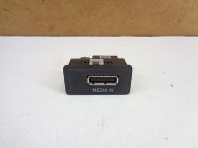 Leon iii 3 роз'єм вхід інтерфейс 5q0035736 фото №1