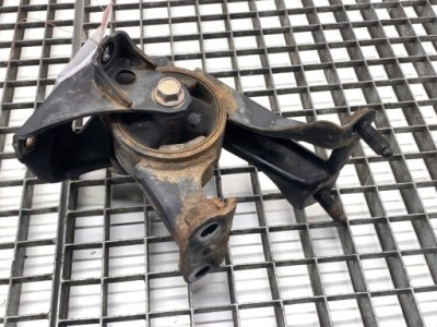 Кронштейн коробки передач lexus ct 1.8 99km фото №1