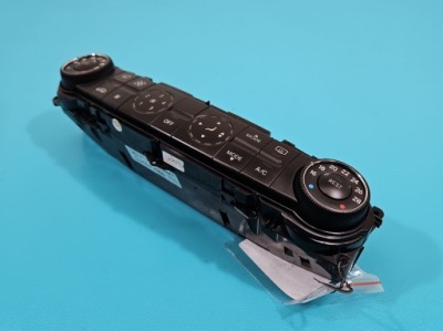 Консоль панель обдув mercedes w211 2118300490 фото №1