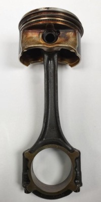 Поршень шатун mercedes w169 1.5 266920 фото №1