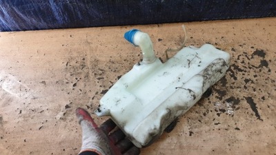 Suzuki ignis i бачок омивача фото №1