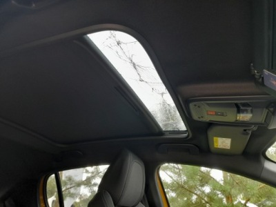 Peugeot gt e-208 208 ii стеля панорама czarna фото №1