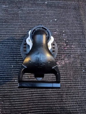 Кронштейн колеса запасного подъемник renault clio iv hb 12- 8200922466 фото №1