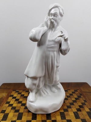 Figurka porcelanowa Karas Kijów porcelana