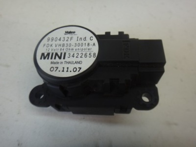 МОТОРЧИК ОБІГРІВАЧА МІНІ R55 R56 R57 R58 R59 R60 R61 