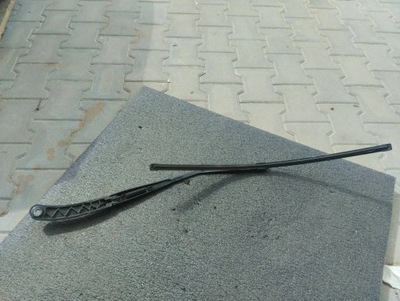 Porsche taycan рычаг дворники правое фото №1