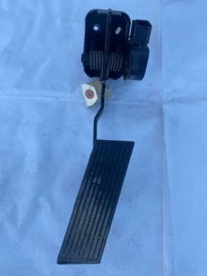 Потенциометр газа jeep cherokee 52079117 фото №1