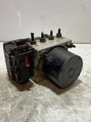 Насос abs skoda fabia ii 6r0907379c фото №1