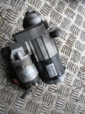 Nissan juke 1 рестайлінг  2015 r. 1.2 dig-t стартер 233006867r фото №1