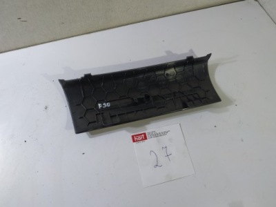 Пластик захист консолі bmw f30 f31 9218562 фото №1