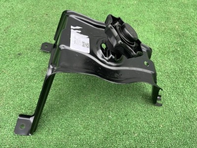 Audi a4 a5 8w кронштейн колеса запасного 8w0802715a фото №1