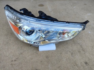 Mitsubishi asx 10- лампа передня перед права фото №1