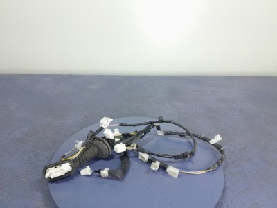 Toyota corolla xi e16 электропроводка жгут дверь правый задняя фото №1