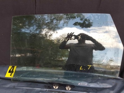 Скло бічна задня ліва лівий задня honda civic vii фото №1