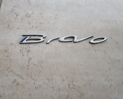 INSIGNIA EMBLEMA PARTE TRASERA FIAT BRAVO II 2012 EUROPA  