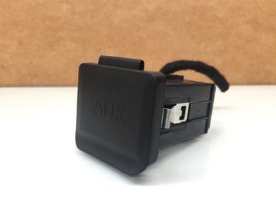 Meriva b ii разъём aux 13339485 фото №1