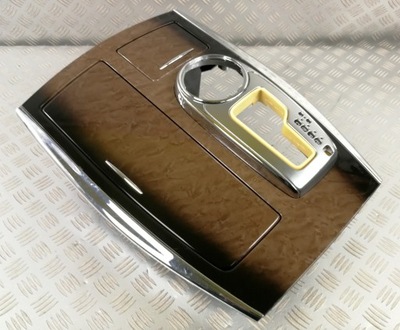 Рамка панель dekor средний usb infiniti qx80 2013- фото №1