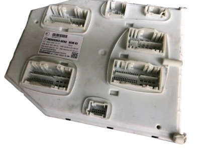 Mercedes a w176 модуль комфорта 2479001317 фото №1