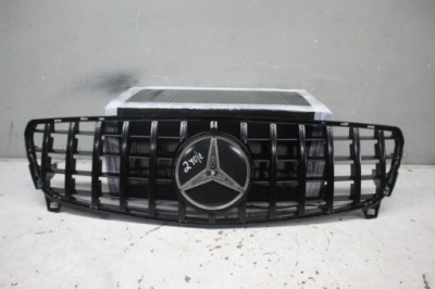 Решітка радіатора mercedes a-klasa 176 amg lift фото №1