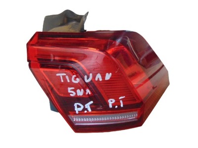 FARO PARTE TRASERA DERECHA VW TIGUAN 5NA 5NA945096C  