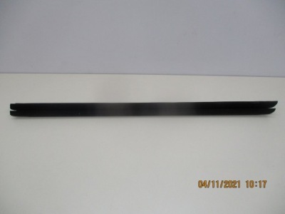 Bmw 1 f40 молдинг уплотнитель дверь левый перед фото №1
