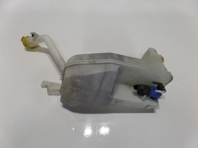 Renault clio iv бак омывателя 289107623r фото №1