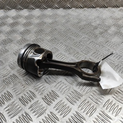 Volkswagen passat b6 2008 поршень фото №1