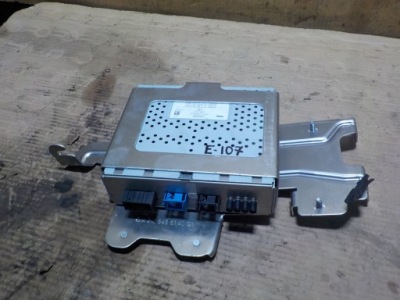 Тюнер tv mercedes w212 sedan фото №1