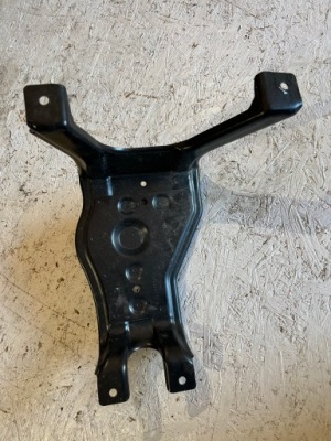 Кронштейн колеса запасного audi a7 4g0802715 фото №1