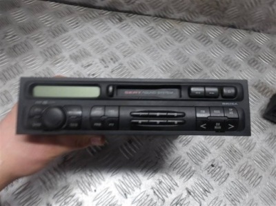 Seat toledo ii радио радиопроигрыватель brisa 1m0035152a kod 1870 фото №1