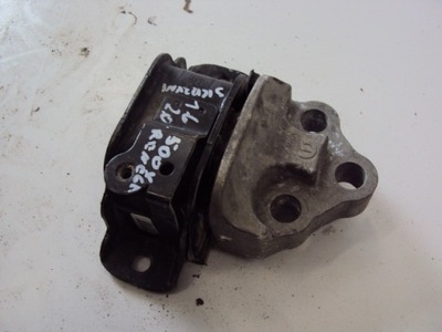 Кронштейн подушка коробки fiat 500x jeep renegade фото №1