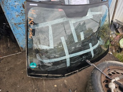 Стекло лобовое передняя hyundai i30 европа  09' фото №1