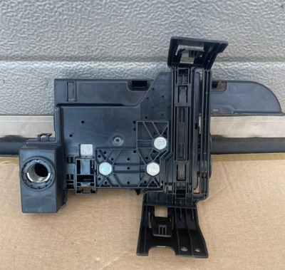 Volvo xc90 ii xc60 ii v90 ii модуль клемма плюсовая предохранитель 31450530 фото №1