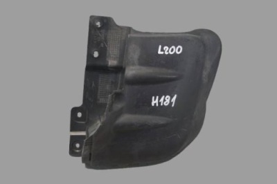 Mitsubishi l200 бризковик правий задня mn117453 h181 фото №1