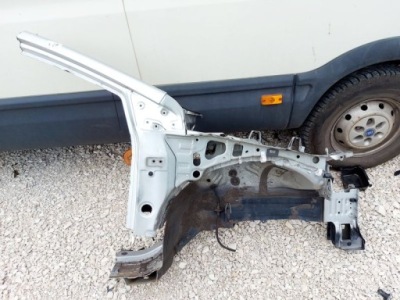 Avensis t27 лонжерон права передня 1f7 підкрилок фото №1