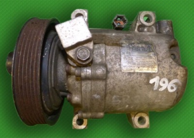 Компрессор кондиционер nissan 92600 2j204 фото №1