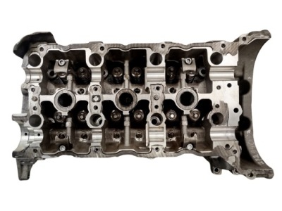 Головка двигуна mercedes-benz r2720162401 3.0 v6 272940 фото №1