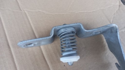 Замок засувка капот fiat uno фото №1