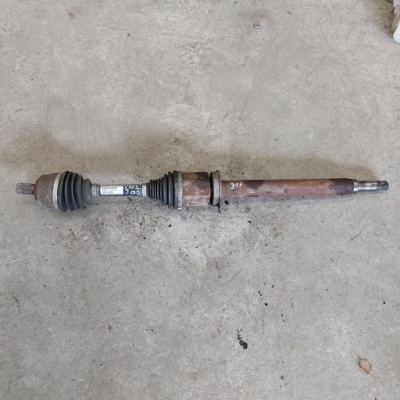 Volvo v40 2 2,0d 2014 приводной вал правый  длинная p31325962 фото №1