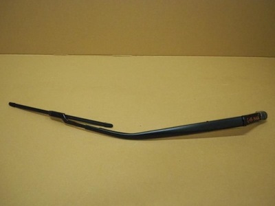 Важіль двірники праве toyota c-hr фото №1