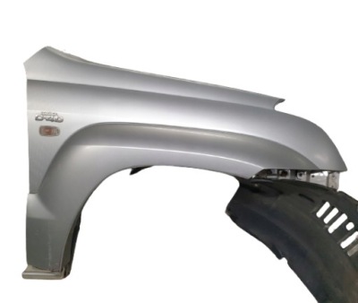 Крыло правый перед toyota land cruiser 120 d4d фото №1