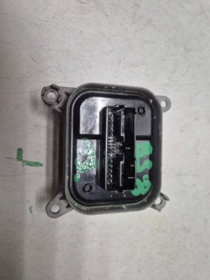 Tesla model 3 lift 24- highland модуль перетворювач led p1802471-32-d фото №1