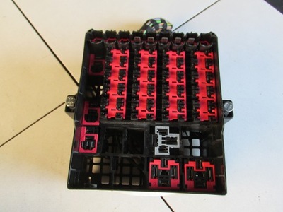 Коробка запобіжників b-max 1,0 ecoboost 2015 фото №1