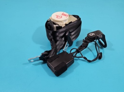 Pas безопасности задняя правый iii ряд peugeot 5008 i 09-13 фото №1