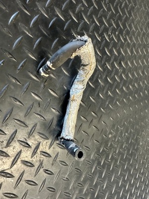 Шланг wody audi a8 d4 4.2 tdi cds 057121030 фото №1