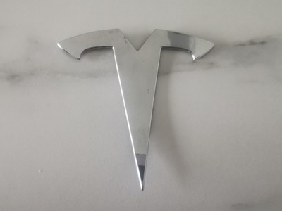 6352 емблема tesla фото №1